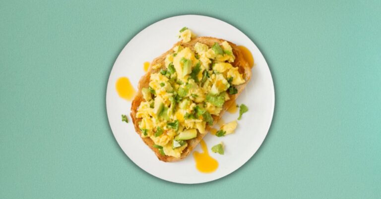 Spicy Avocado Eggs On Toast