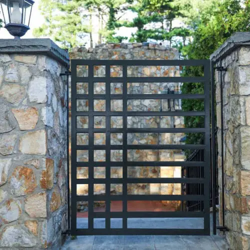 Aleko Kyiv 5FT Gate Lifestyle